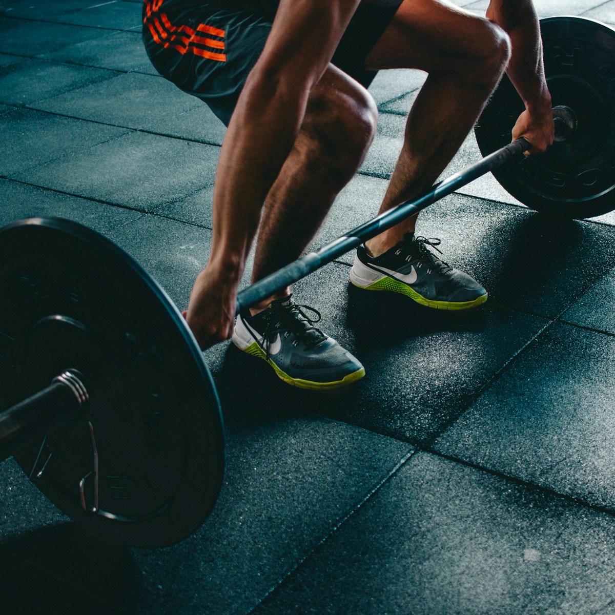 Beneficios de saltar la cuerda: El cardio más efectivo y económico